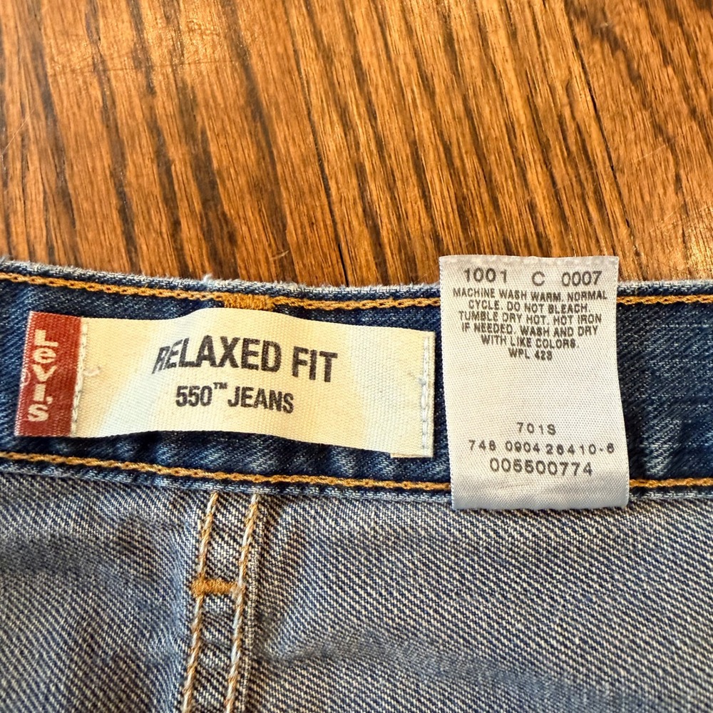 Levi's Men's Light Blue Relaxed Straight Jeans - Picture 7 of 10